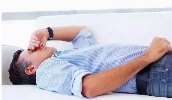 中医养生，最佳睡眠姿势与健康之道